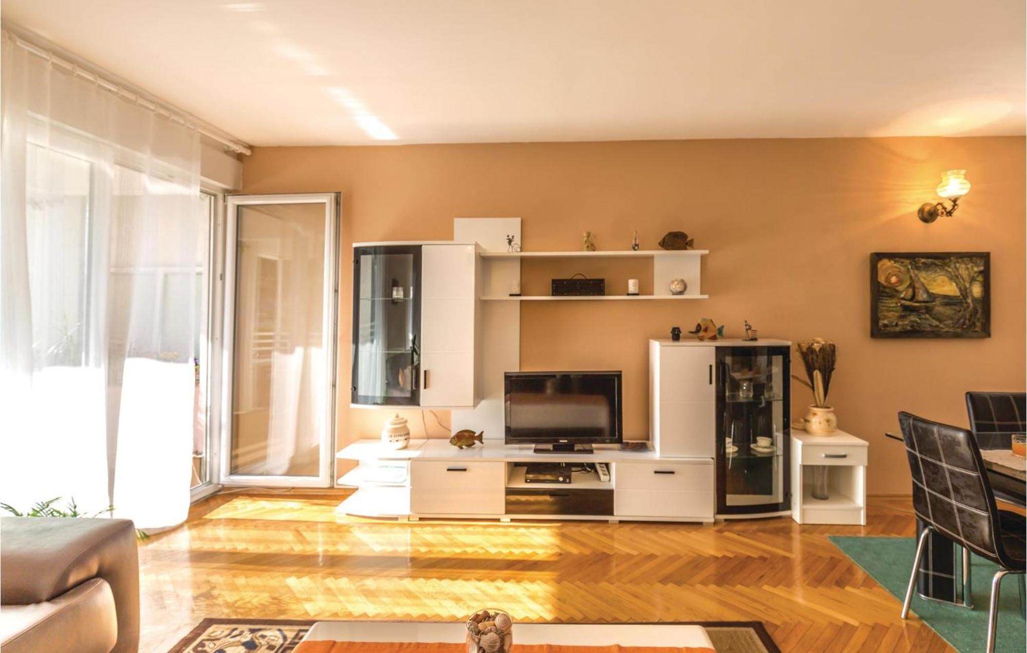 Awesome Apartment In Ploce With Kitchen 외부 사진