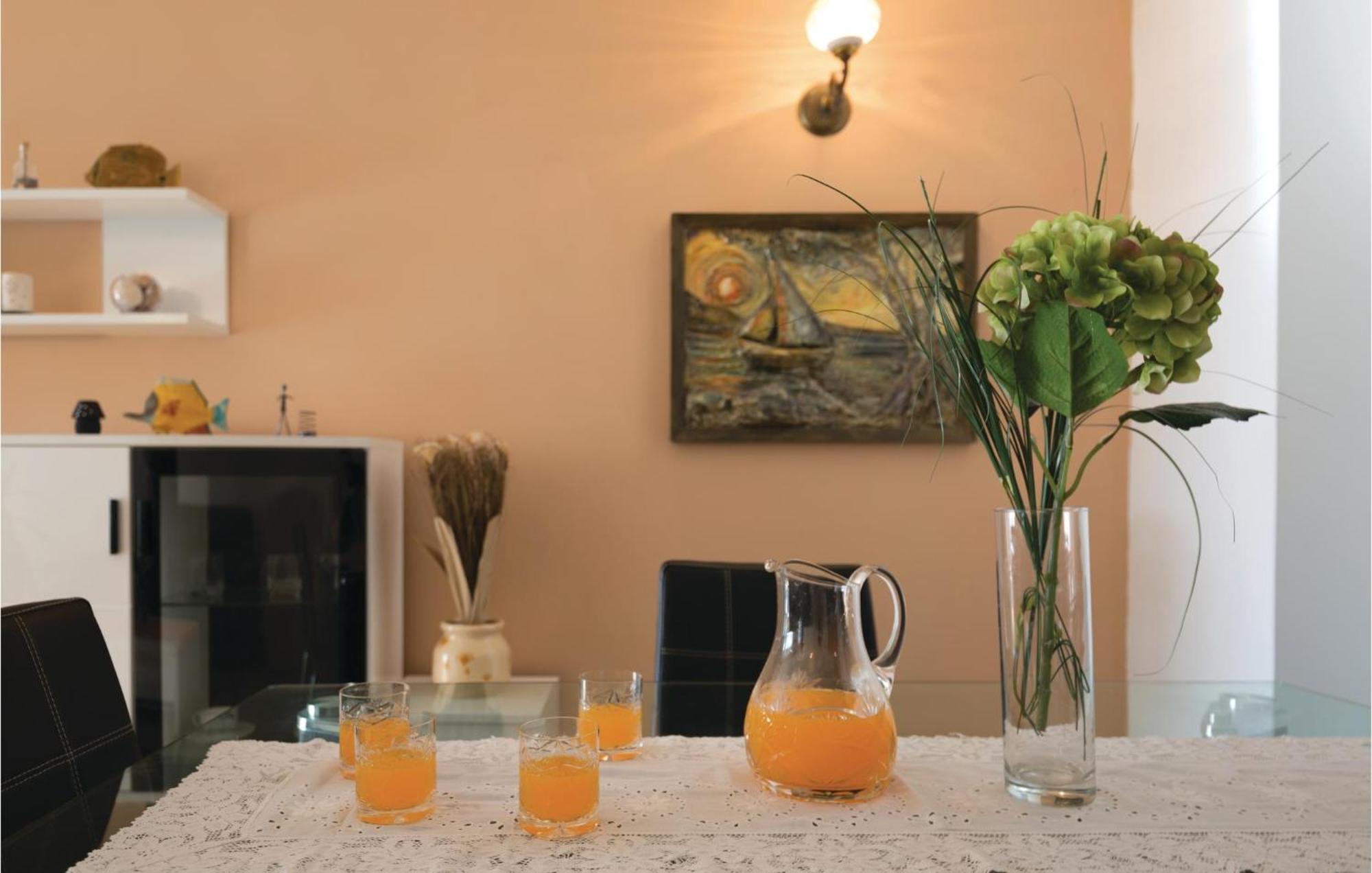 Awesome Apartment In Ploce With Kitchen 외부 사진
